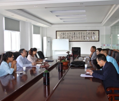 江西省政府決策咨詢委員會(huì)秘書處處長(zhǎng)李鵬飛一行蒞臨仙客來公司調(diào)研、考察科技創(chuàng)新