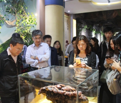 見證科研水平  品嘗有機(jī)靈芝 仙客來(lái)迎來(lái)眾多科研專家參觀考察