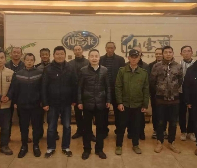 質(zhì)量在手中  安全在心中|新年伊始  享受國務(wù)院特殊津貼專家、潘新華董事長情暖工地建設(shè)者