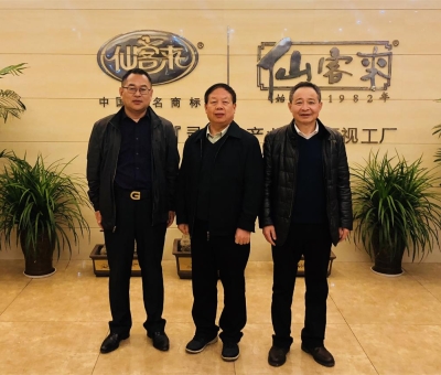 全國(guó)模范教師、國(guó)防科技大學(xué)潘存云教授一行到訪仙客來(lái)公司